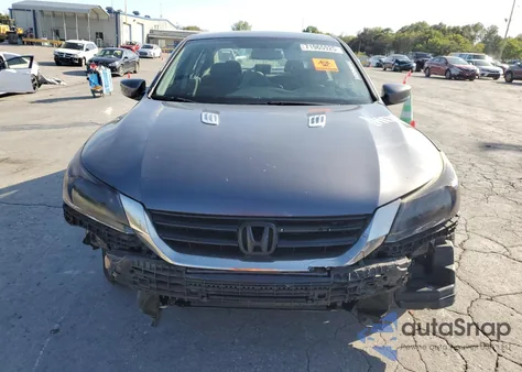 2013 Honda Accord Lx z USA, uszkodzony, nr VIN 1HGCR2F36DA015281